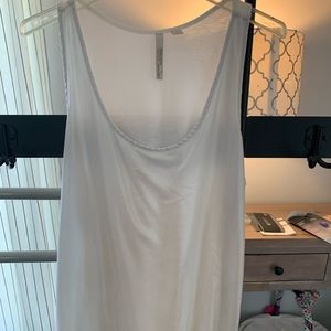 New your & company shimmer tank